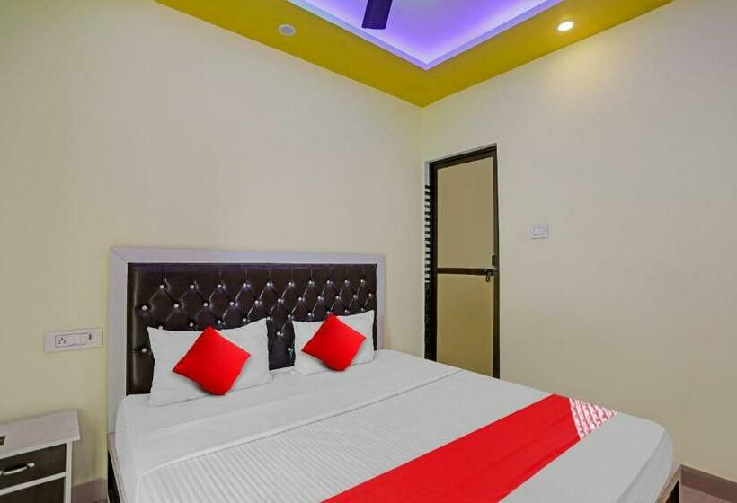 トリプルクラシックルーム, Oyo Flagship 81229 Avtar