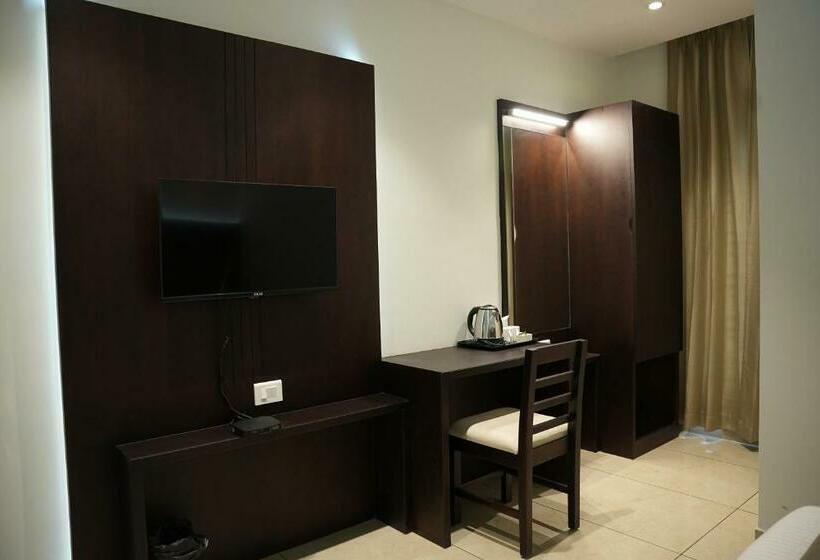 Трехместный Номер Superior, Sulu Residency