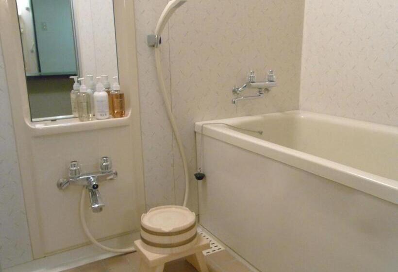 غرفة قياسية رباعية, Ryokan Sumiya Kihoan