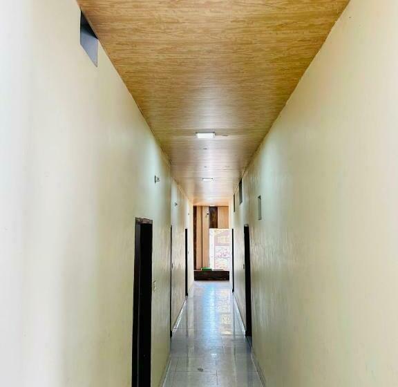 트리플 클래식 룸, Oyo 81207 Elginn Blu  And Restaurant