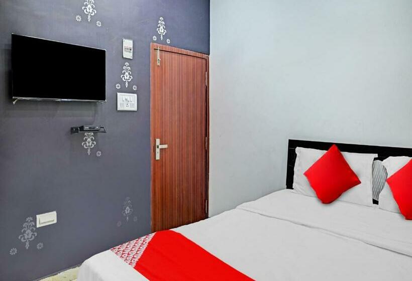 חדר קלאסי לשלושה, Oyo Flagship 81208 Laxmi Guest House Jadavpur