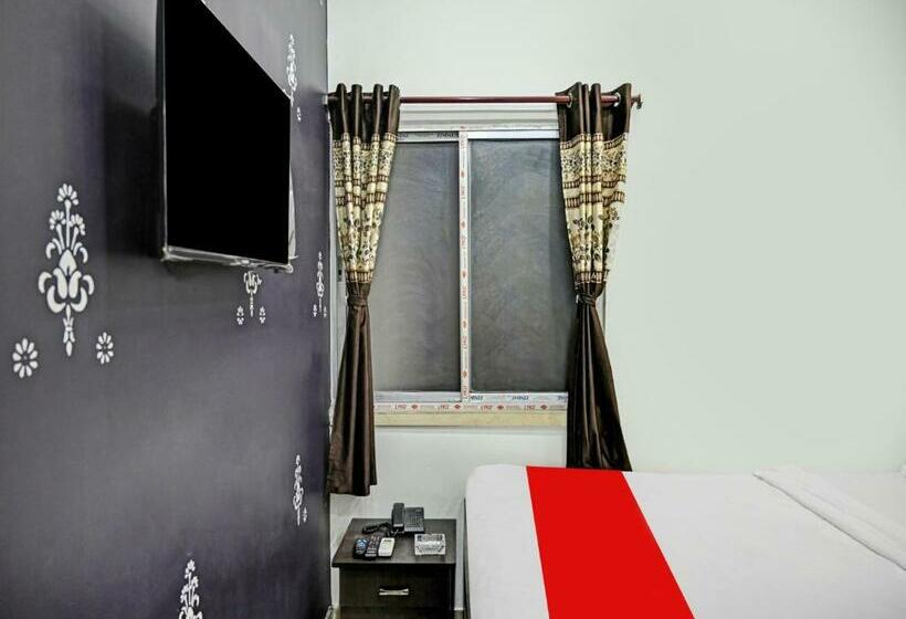 חדר קלאסי לשלושה, Oyo Flagship 81208 Laxmi Guest House Jadavpur