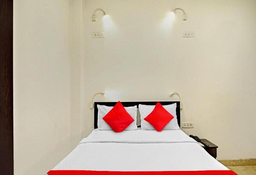 חדר קלאסי לשלושה, Oyo Flagship 81208 Laxmi Guest House Jadavpur