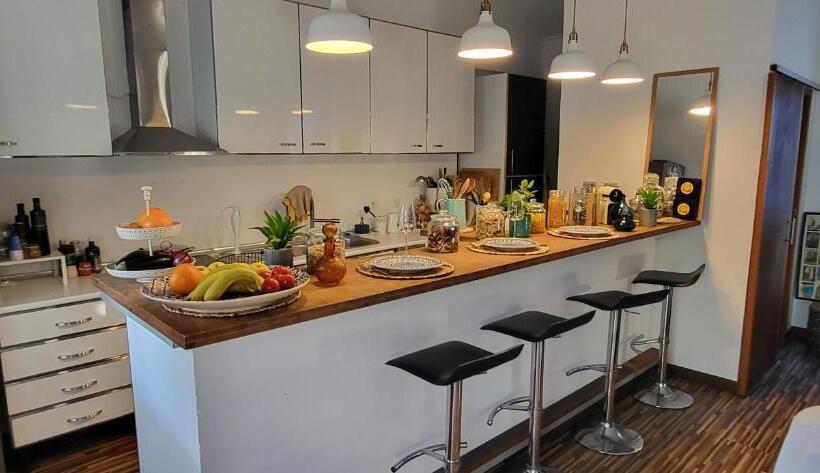 Дом 3 Спальни, Caparica Villa