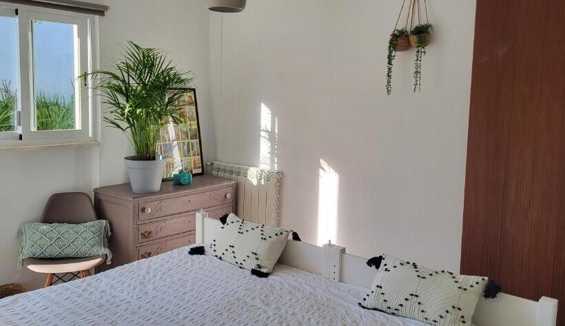 Четырехместный Номер Стандарт, Caparica Villa