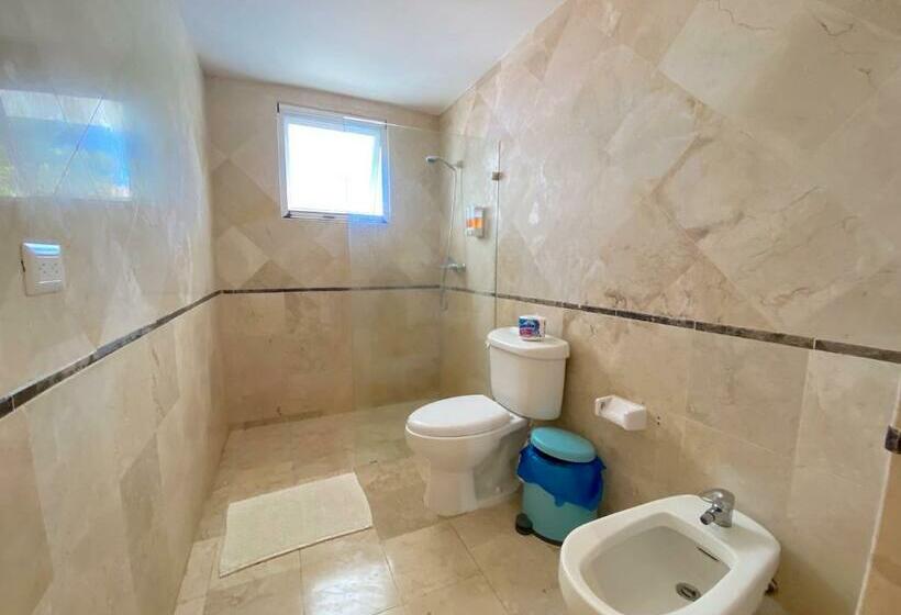 套房带泳池景, Los Corales Villas And Suites Beach Club, Spa, Restaurants