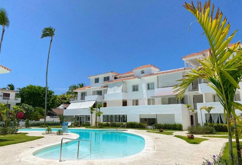 小型套房带泳池景, Los Corales Villas And Suites Beach Club, Spa, Restaurants