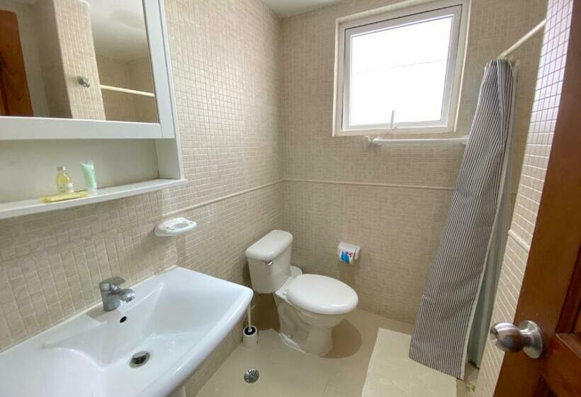 小型套房带泳池景, Los Corales Villas And Suites Beach Club, Spa, Restaurants