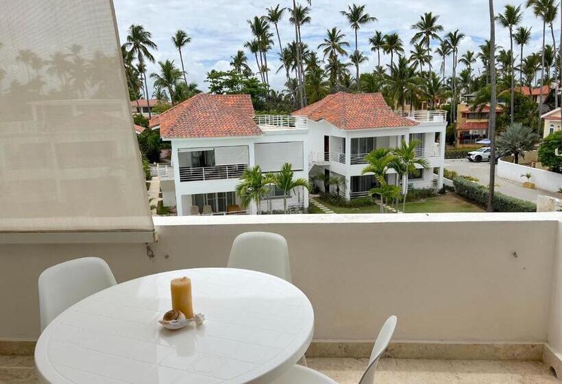 套房带泳池景, Los Corales Villas And Suites Beach Club, Spa, Restaurants