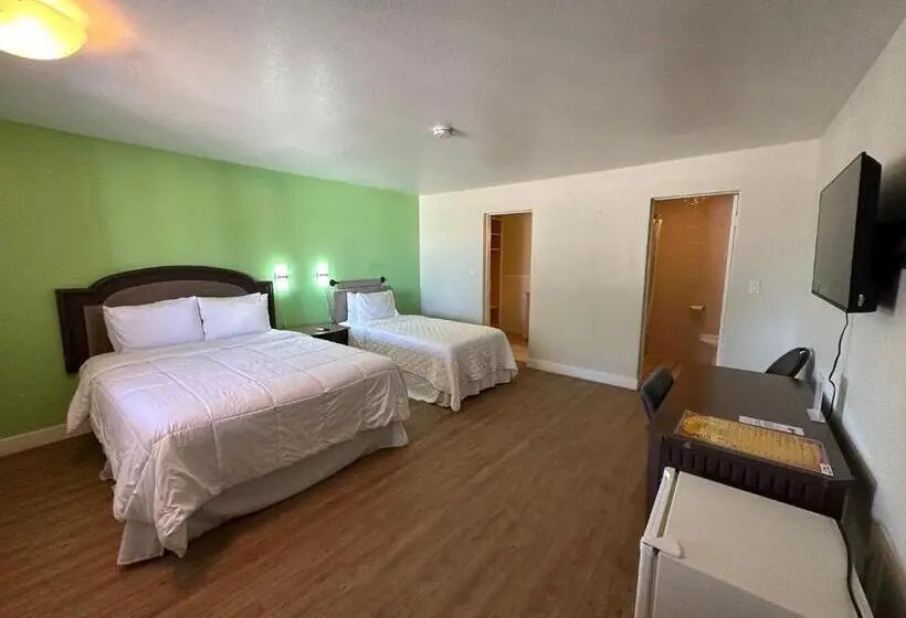 スタンダードトリプルルーム, Moapa Motel