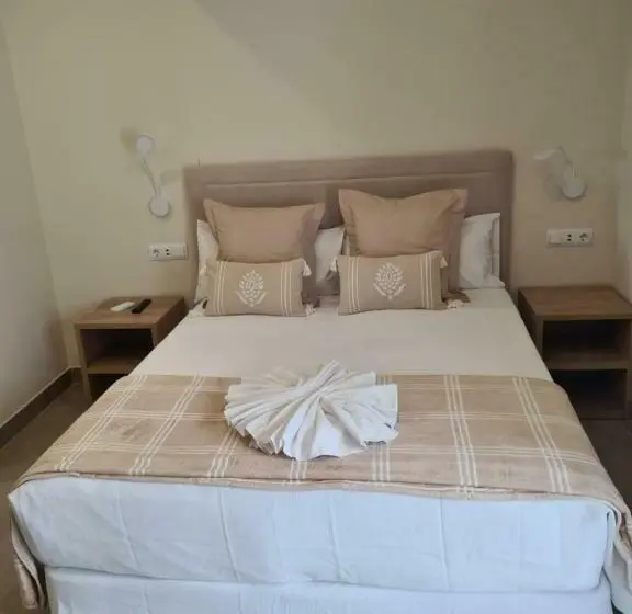 اتاق سوپریور, Hostal La Estacion Terrazas