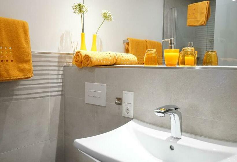 Апартаменты 2 Спальни, Aparthotel Kottenforst