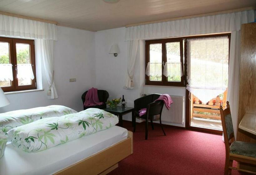 Camera Standard, Alpenchalet Bianca