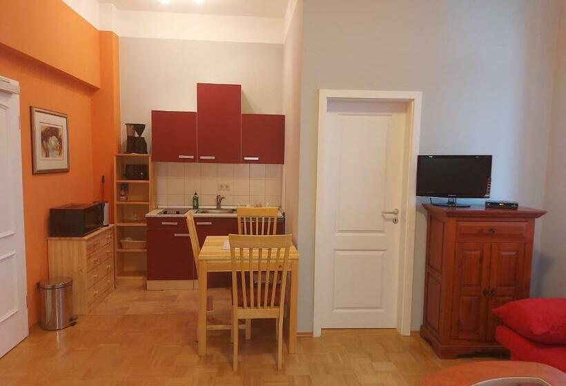 Семейный Номер Базовый, Burghof Görlitz