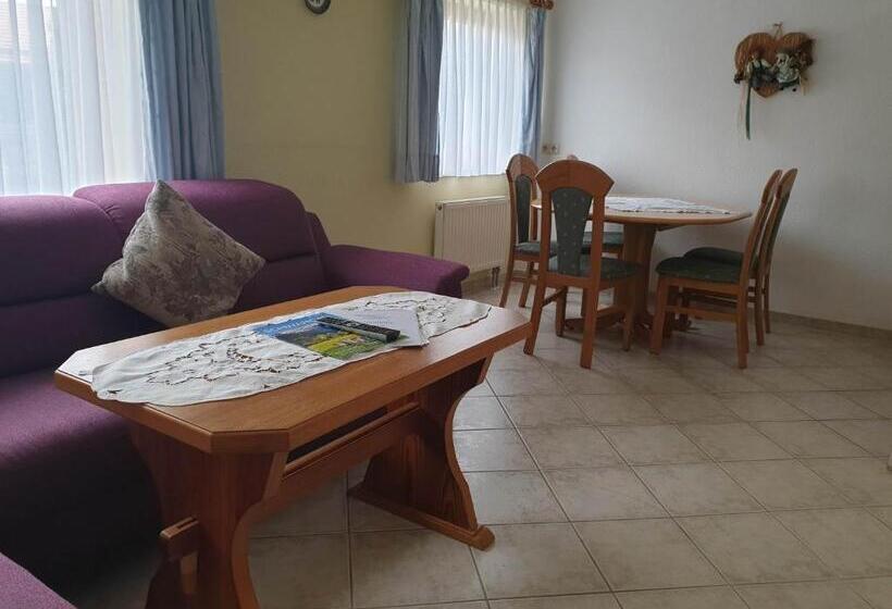 Апартаменты 2 Спальни, Gästehaus Stefanie