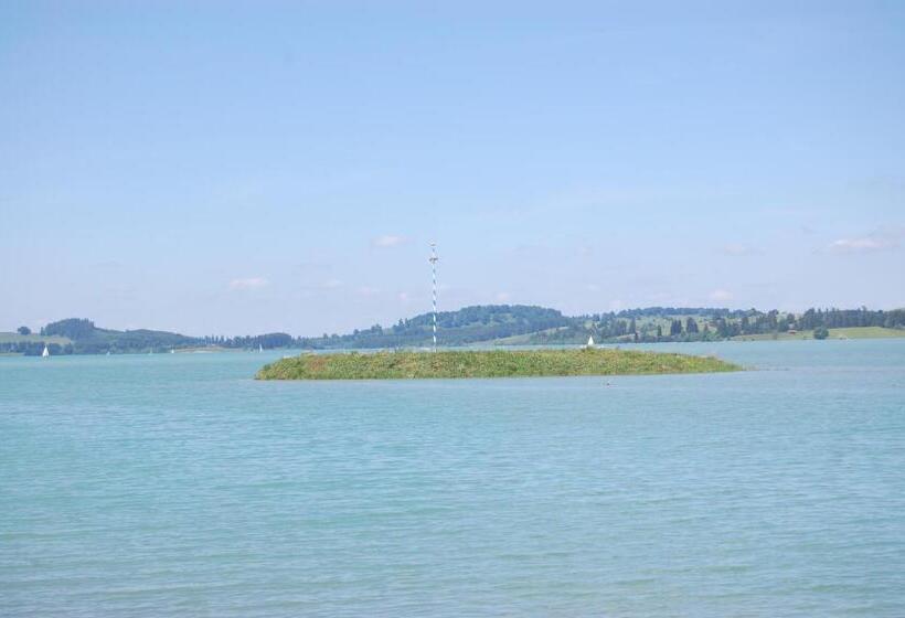 1 Bedroom Apartment Lake View, Gästehaus Stefanie