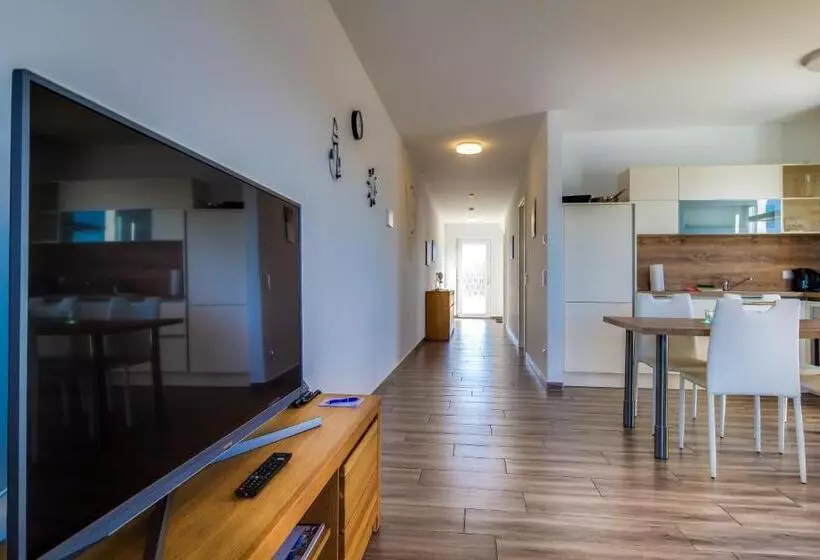 1 Bedroom Apartment Lake View, Lagovida Das Ferienresort Am Störmthaler See