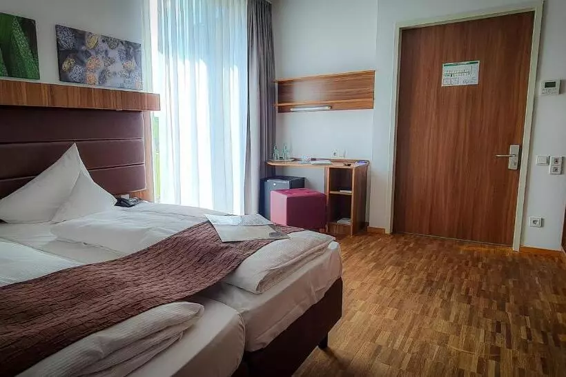 Standard-invahuone, Lagovida Das Ferienresort Am Störmthaler See