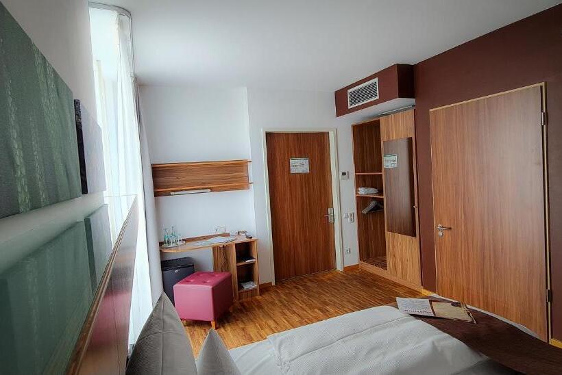 장애인을 위한 스탠다드 룸, Lagovida Das Ferienresort Am Störmthaler See