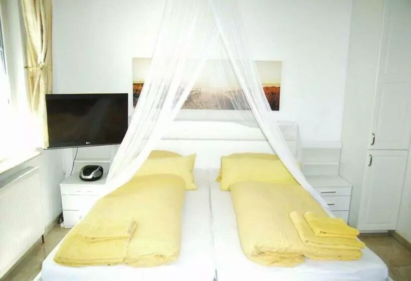 テラス付き１ベッドルームアパートメント, Ostsee Hotel Pension An Der Lindenallee