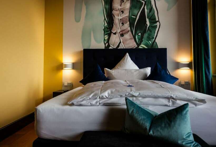 Deluxe Yhden Hengen Huone, Palace St. George