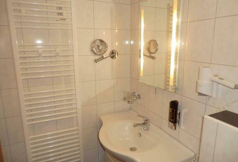 标准间, Pension Am Hafen