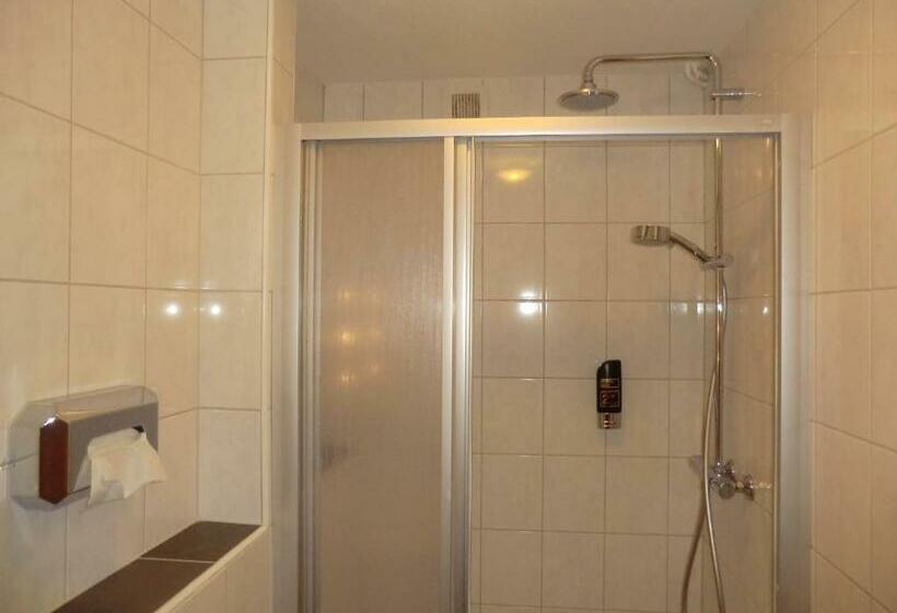 标准间, Pension Am Hafen