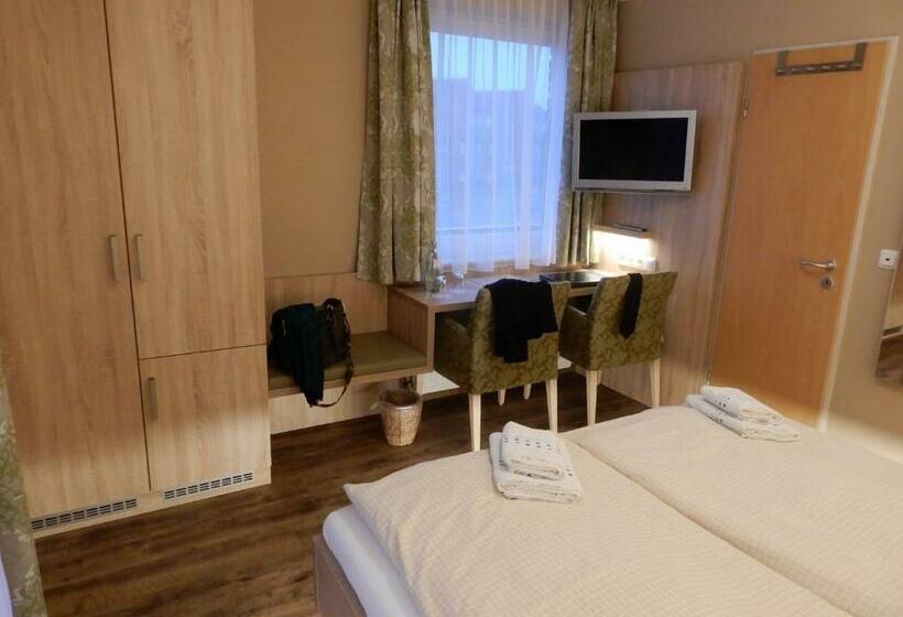 标准间, Pension Am Hafen