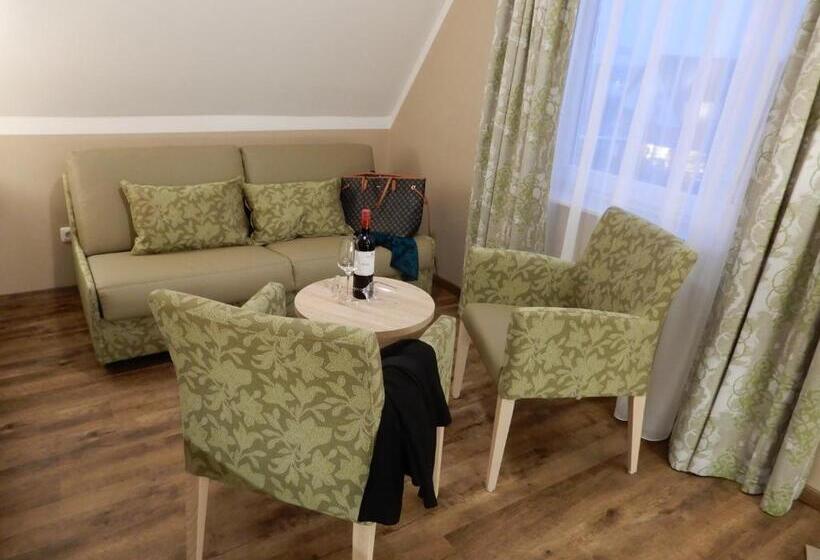 四人标准间, Pension Am Hafen