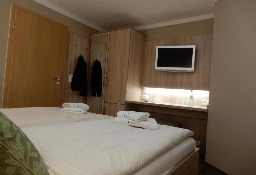 标准间, Pension Am Hafen