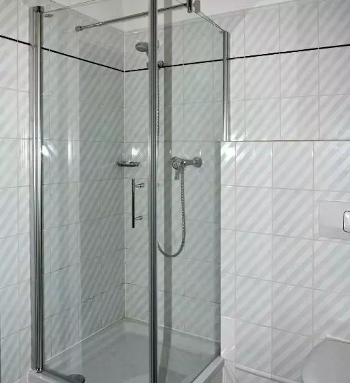 آپارتمان 1 خوابه, Philosophenvilla