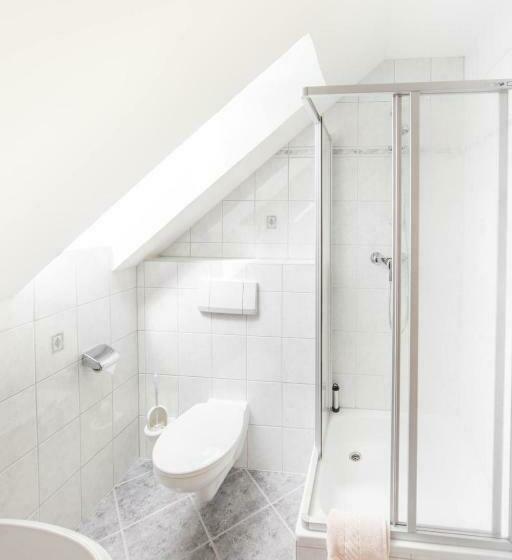 חדר סטנדרט יחיד, Und Restaurant Piccolo