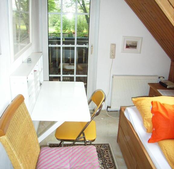 バルコニー付２ベッドルームアパートメント, Ostsee Hotel Pension An Der Lindenallee