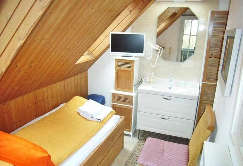 バルコニー付２ベッドルームアパートメント, Ostsee Hotel Pension An Der Lindenallee