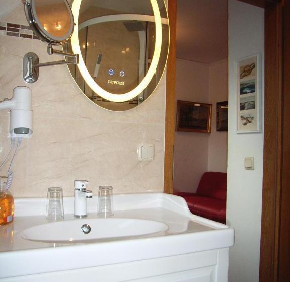 バルコニー付２ベッドルームアパートメント, Ostsee Hotel Pension An Der Lindenallee