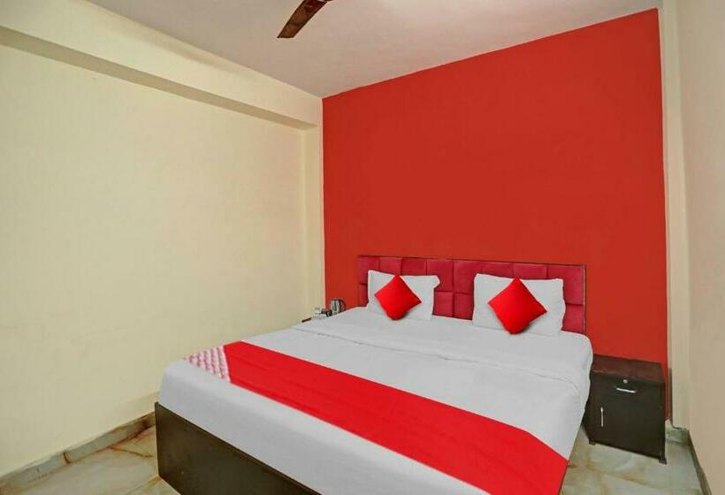 غرفة كلاسيكية ثلاثية, Flagship Hotel Delight In Near Worlds Of Wonder