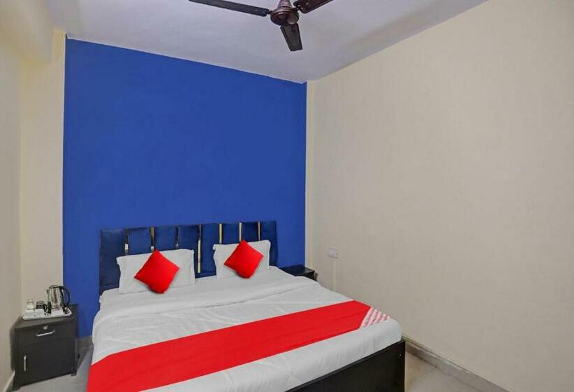 غرفة كلاسيكية ثلاثية, Flagship Hotel Delight In Near Worlds Of Wonder