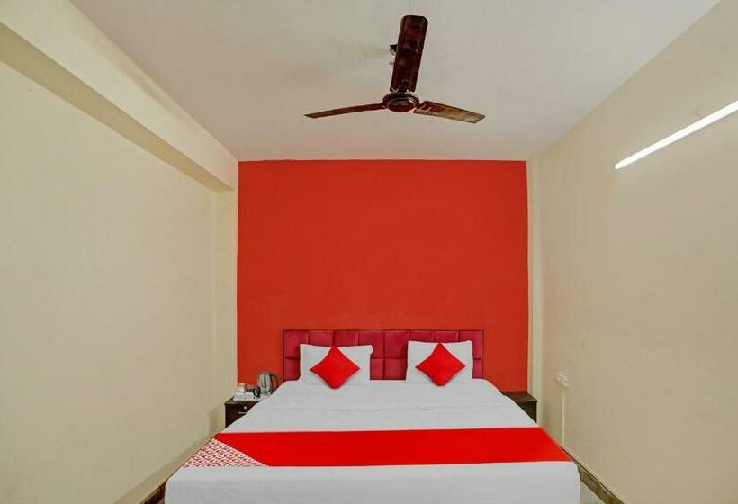 غرفة كلاسيكية ثلاثية, Flagship Hotel Delight In Near Worlds Of Wonder