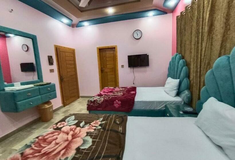 اتاق لوکس, Sk Travellers Inn