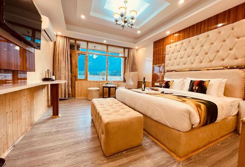 디럭스 룸 킹사이즈 침대, Hill River Resort By West Western