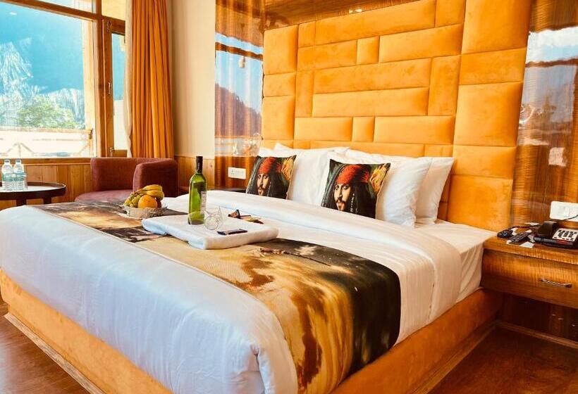 家庭山景房, Hill River Resort By West Western