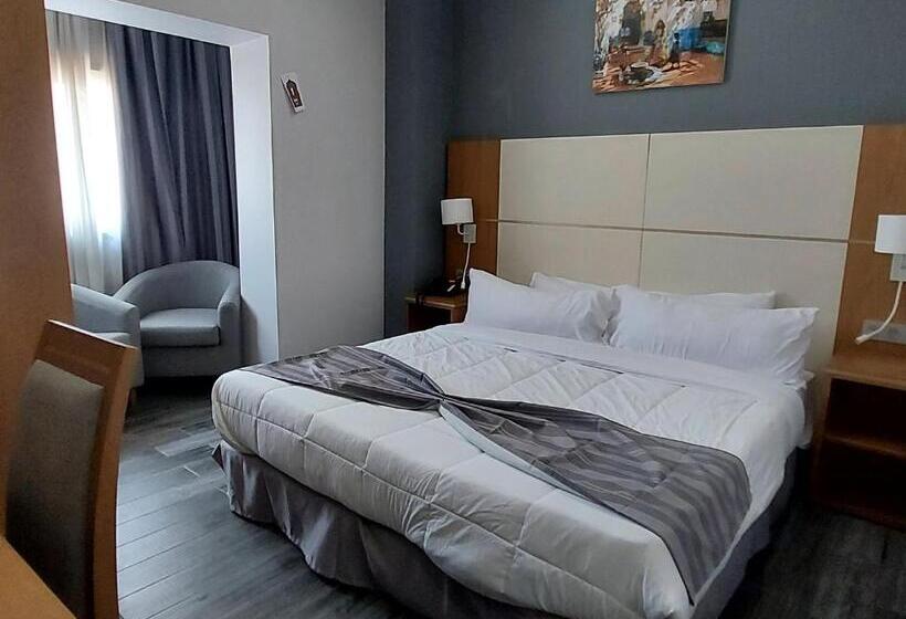 اتاق استاندارد, El Ghanami