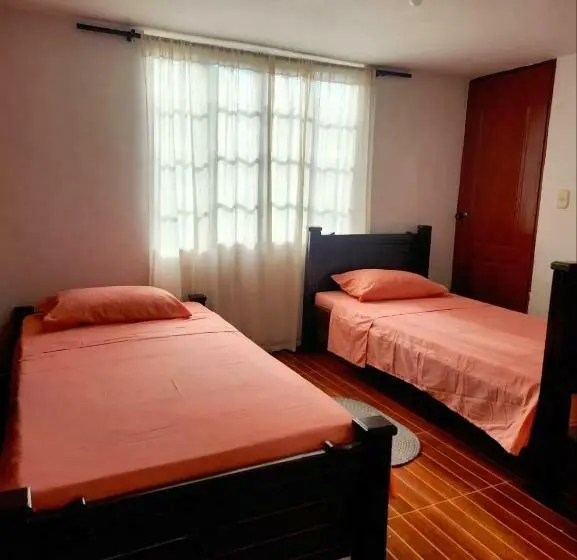 Perhehuone, Kentia Eco Hotel Buga