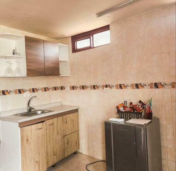 家庭间, Kentia Eco Hotel Buga