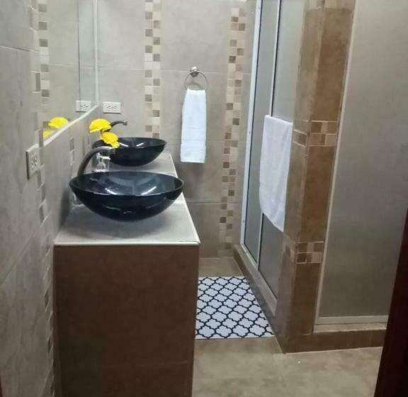 家庭间, Kentia Eco Hotel Buga