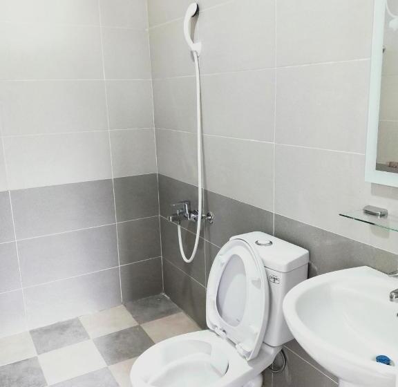 اتاق استاندارد چهارنفره با بالکن, 崗好山莊