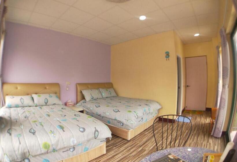 اتاق استاندارد چهارنفره با بالکن, 崗好山莊