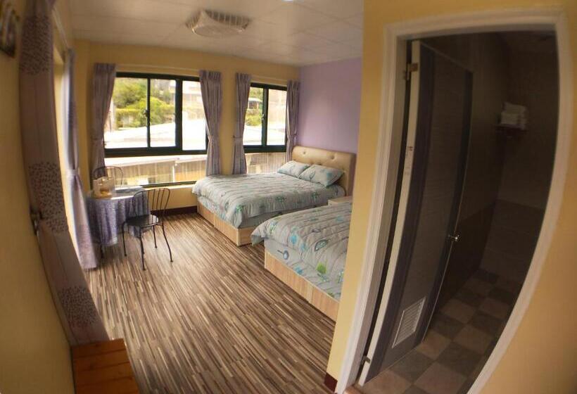 اتاق استاندارد چهارنفره با بالکن, 崗好山莊