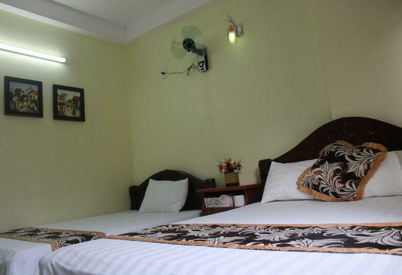 Standard Værelse, Kien Nga