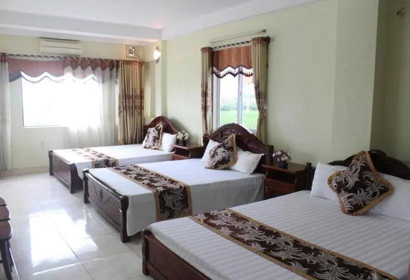 اتاق استاندارد سه نفره, Kien Nga